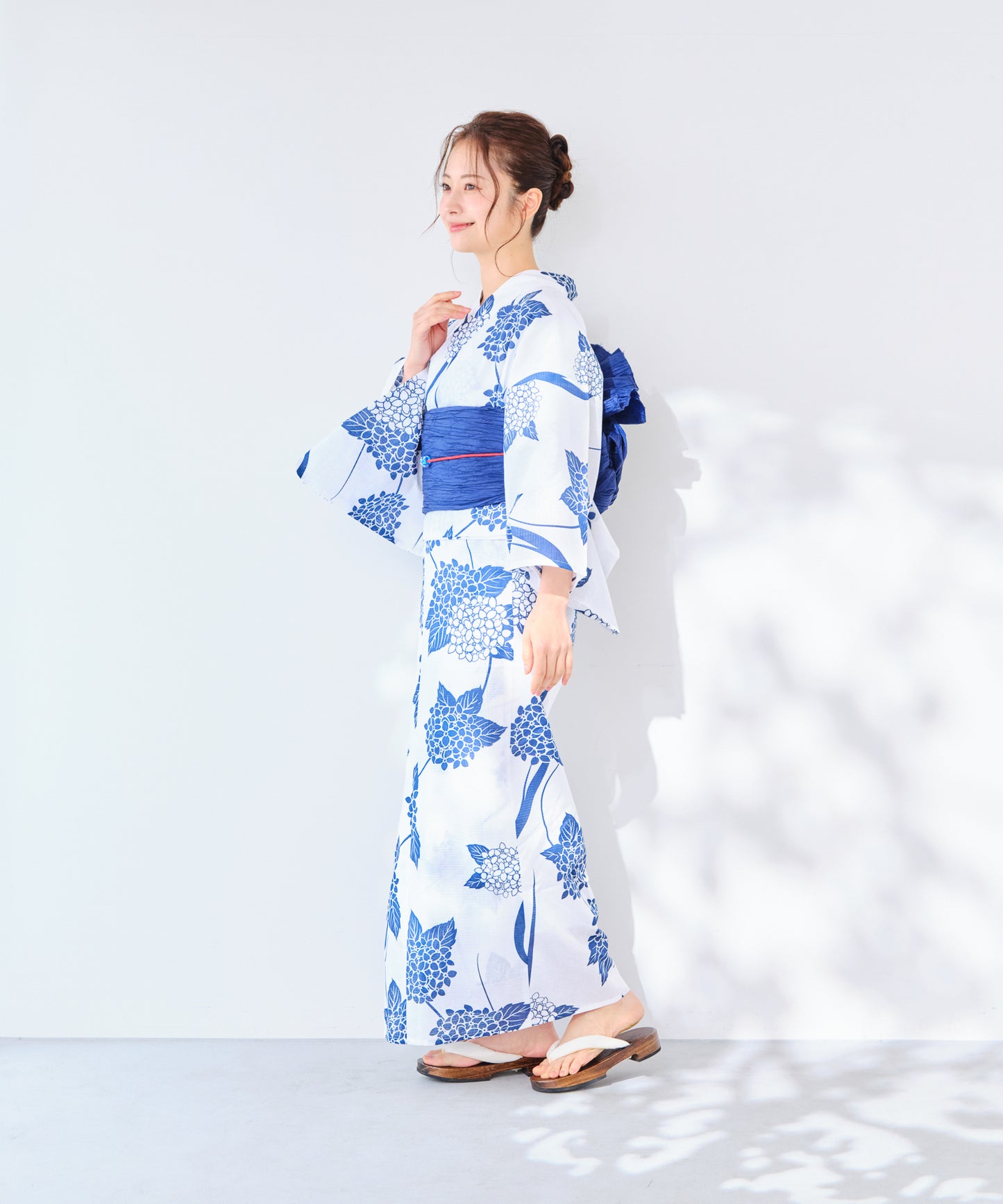 夏の端麗紫陽花