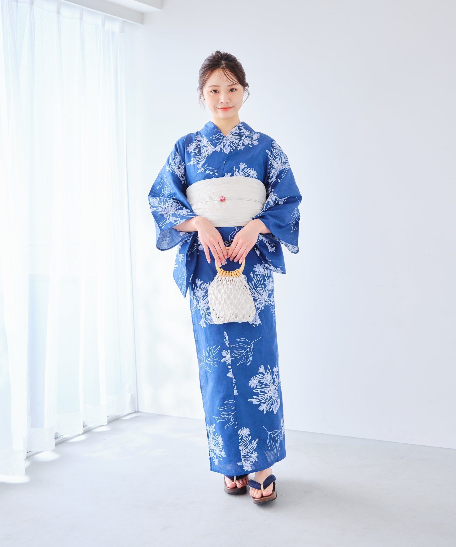 [浴衣一式] 宵に舞う紫君子蘭